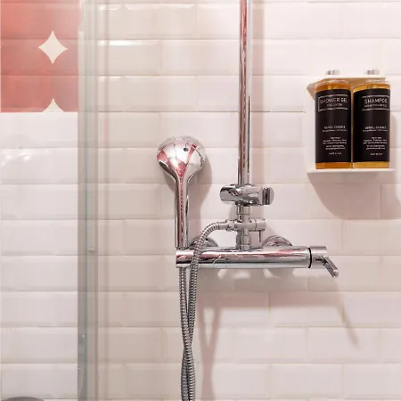 Cernaia32 アパート *